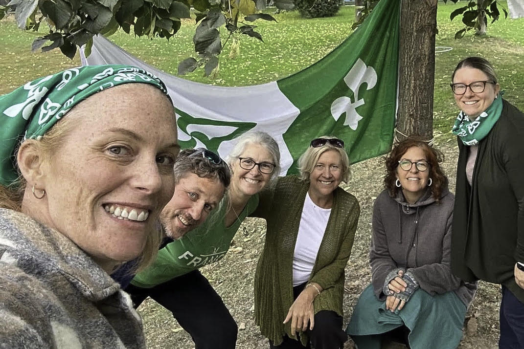 Avec membres de la Coalition PESQ pour célébrer la journée des Franco-Ontariens et des Franco-Ontariennes